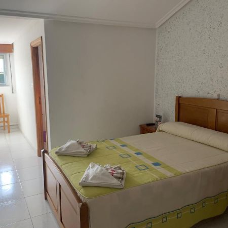 Hostal Sequeiros San Ciprian de Vinas Ngoại thất bức ảnh