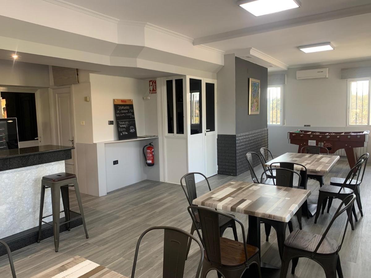 Hostal Sequeiros San Ciprian de Vinas Ngoại thất bức ảnh