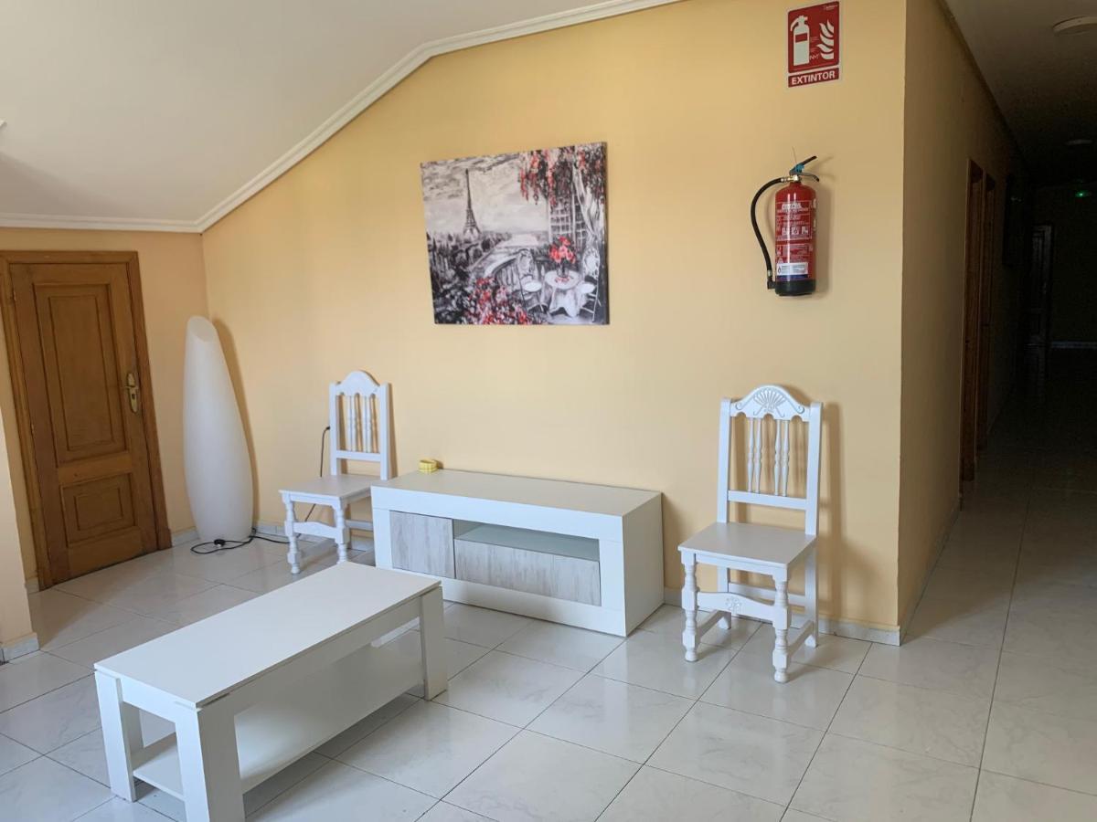 Hostal Sequeiros San Ciprian de Vinas Ngoại thất bức ảnh