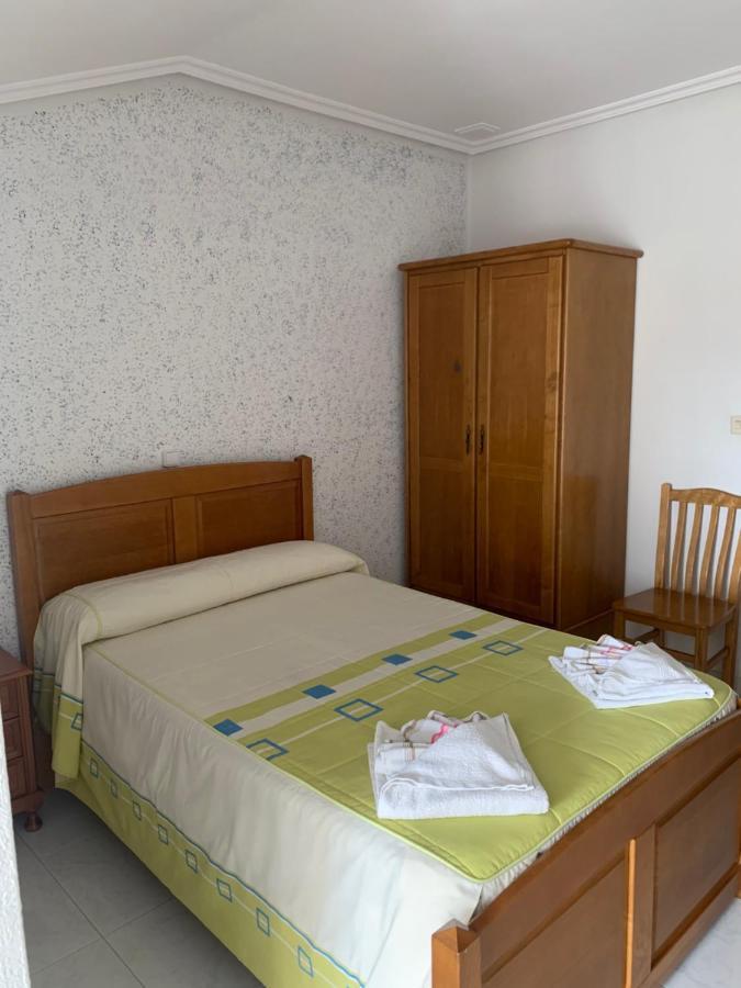 Hostal Sequeiros San Ciprian de Vinas Ngoại thất bức ảnh