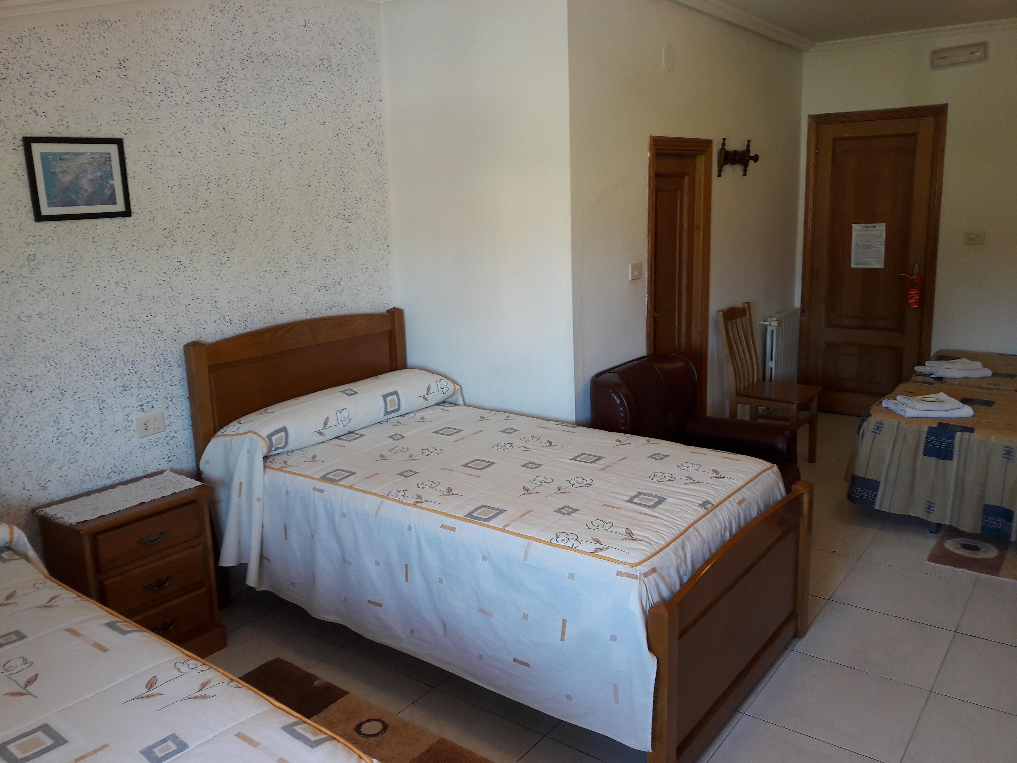 Hostal Sequeiros San Ciprian de Vinas Ngoại thất bức ảnh