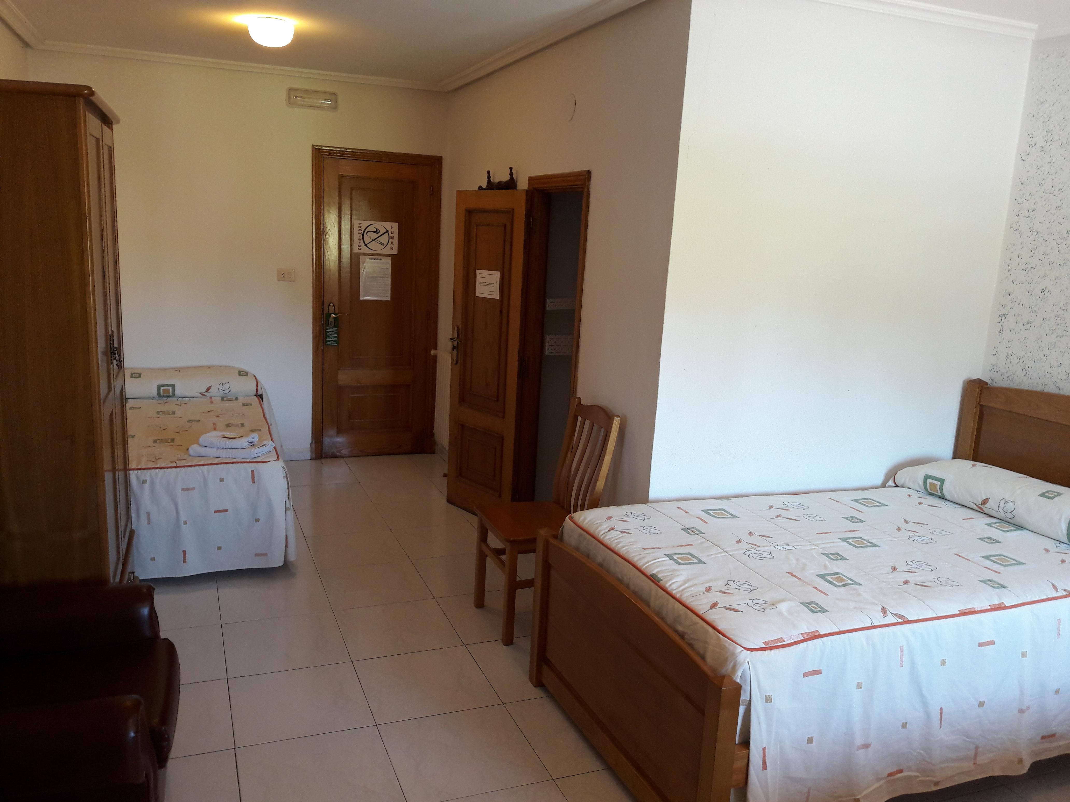 Hostal Sequeiros San Ciprian de Vinas Ngoại thất bức ảnh