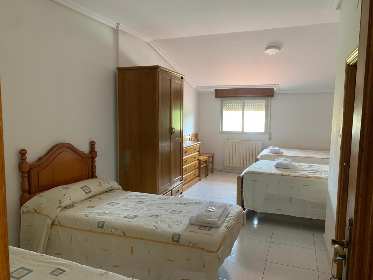 Hostal Sequeiros San Ciprian de Vinas Ngoại thất bức ảnh