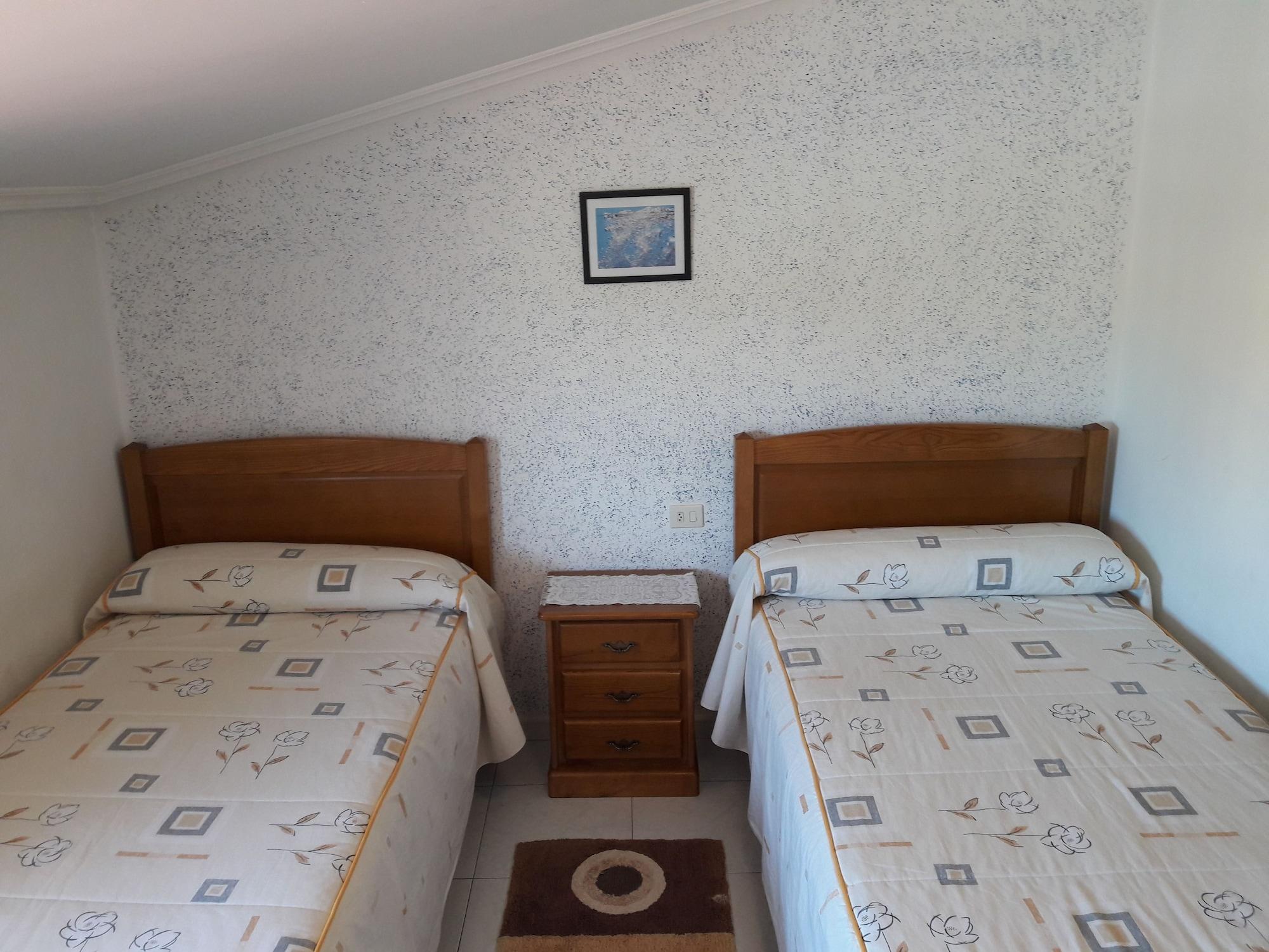 Hostal Sequeiros San Ciprian de Vinas Ngoại thất bức ảnh