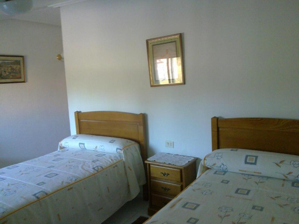 Hostal Sequeiros San Ciprian de Vinas Ngoại thất bức ảnh