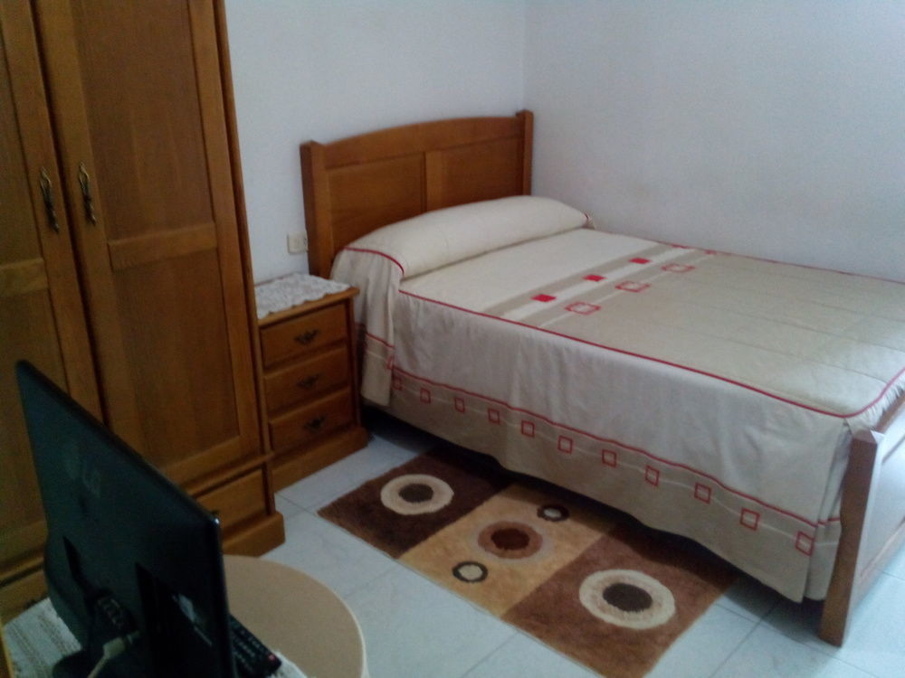 Hostal Sequeiros San Ciprian de Vinas Ngoại thất bức ảnh