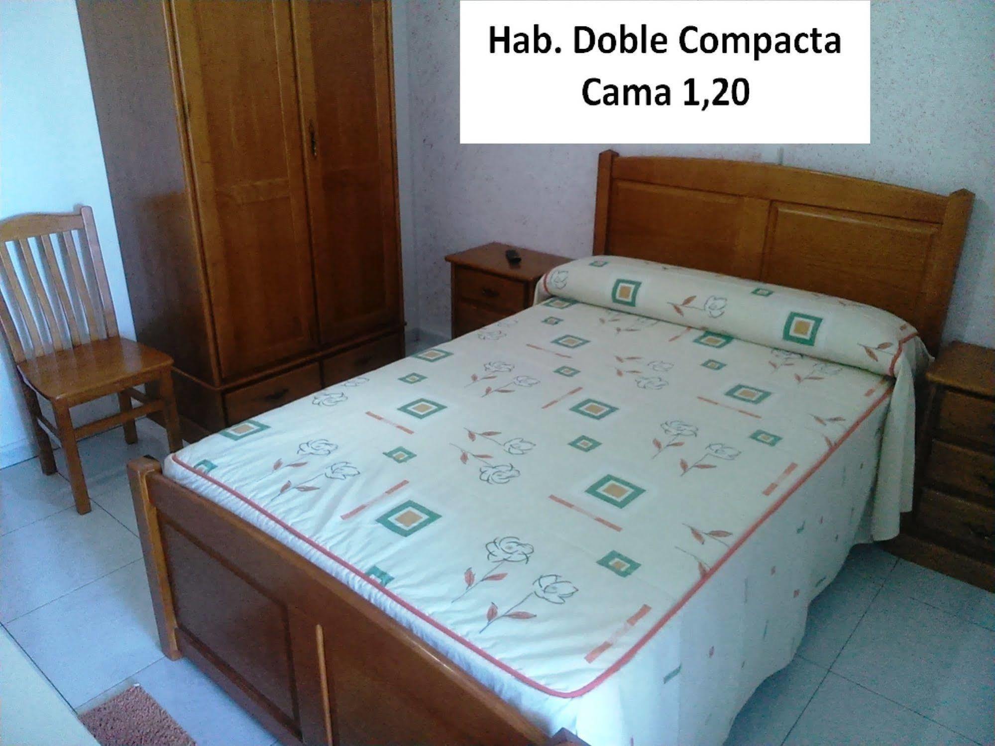 Hostal Sequeiros San Ciprian de Vinas Ngoại thất bức ảnh