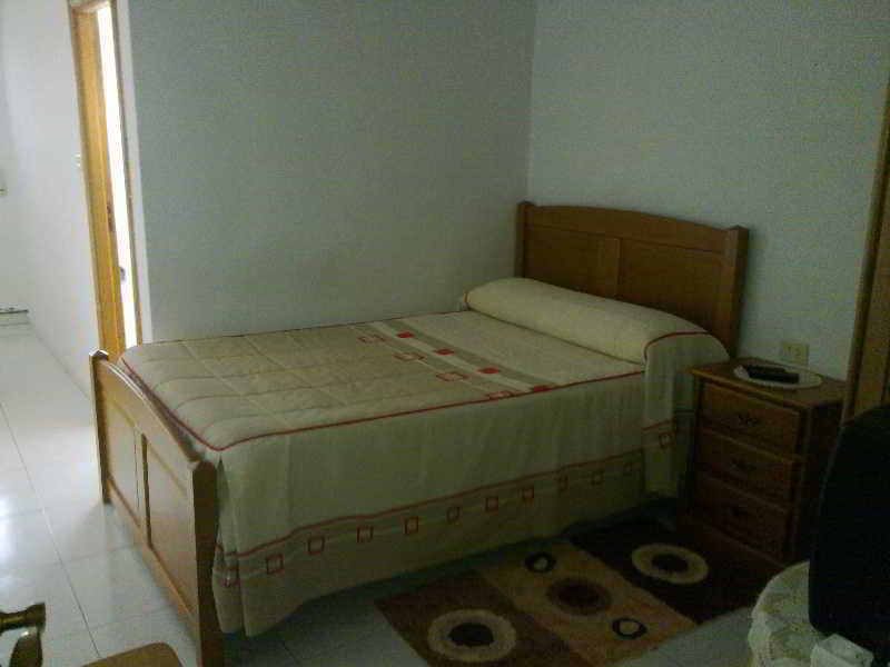 Hostal Sequeiros San Ciprian de Vinas Ngoại thất bức ảnh